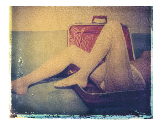 legs+suitcase